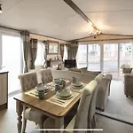Fabulous Seaside Caravan Getway At Cayton Bay * Scarborough