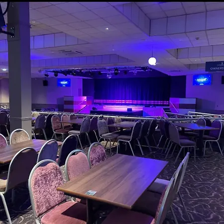 Fabulous Seaside Caravan Getway At Cayton Bay Parque de vacaciones