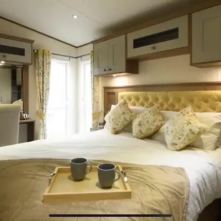 Fabulous Seaside Caravan Getway At Cayton Bay Holiday park Scarborough