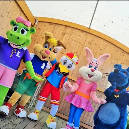 Fabulous Seaside Caravan Getway At Cayton Bay 스카버러